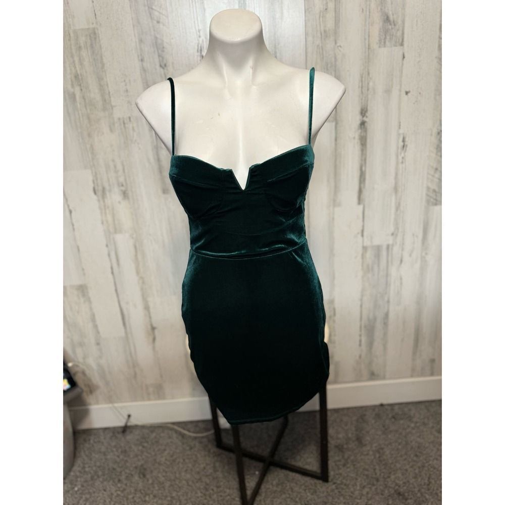 Trixxi Green Velvet Bodycon Dress Spaghetti Strap Mini Size M